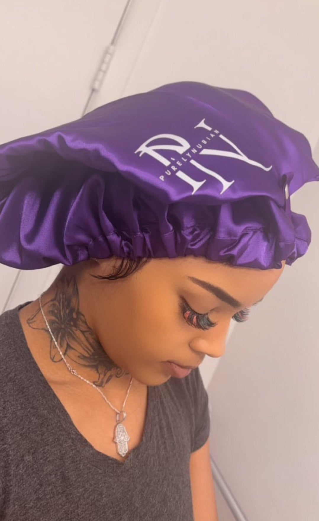 Noir Arvani Satin Bonnets