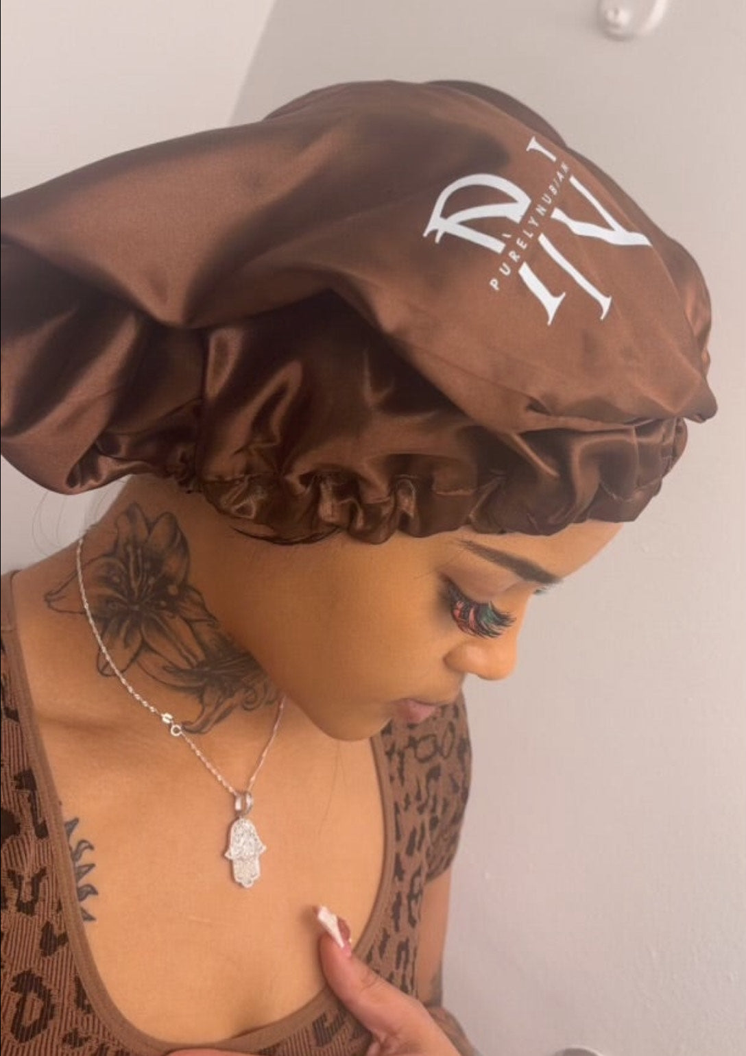 Noir Arvani Satin Bonnets