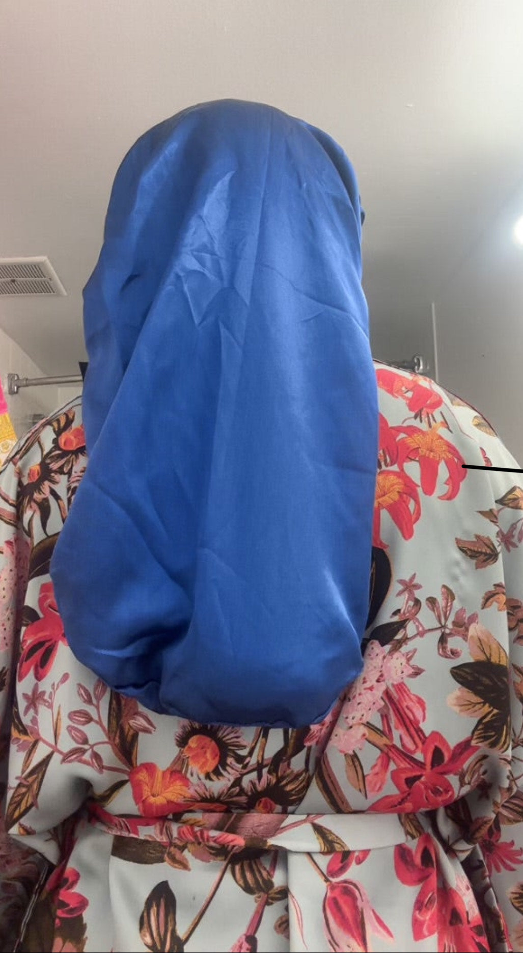 Noir Arvani Satin Bonnets