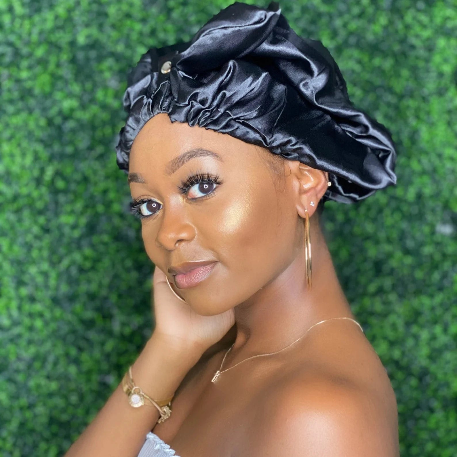 XL Nubian Snapable Satin Bonnet